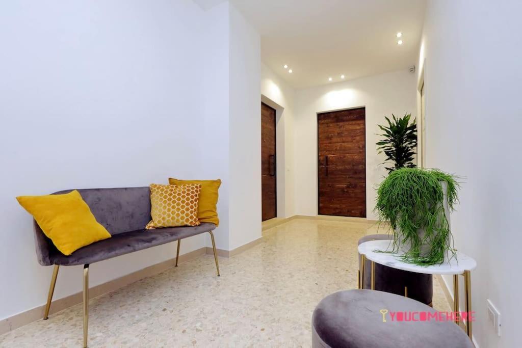 Ych-Renovated And Design Flat Close To The Center โรม ภายนอก รูปภาพ
